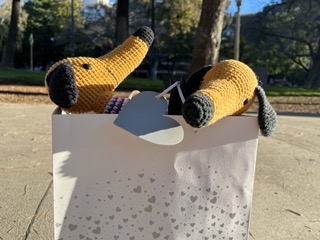 Surprise delivery.
<br>
<br>I ordered empanadas.
<br>Got a dance partner.
<br>Not complaining.
<br>
<br>🎁
